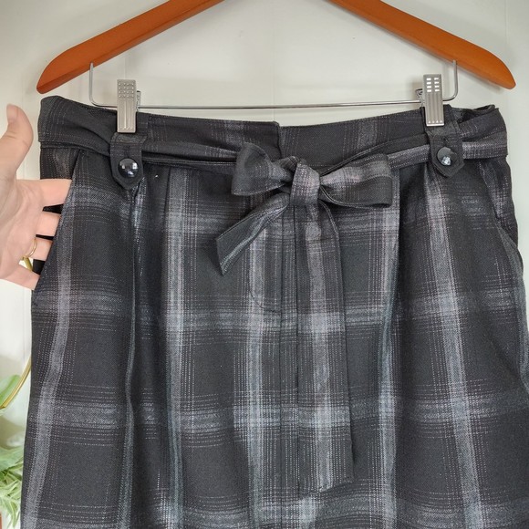 Worthington Black/Gray Plaid Skirt with Pockets Size 12 - Picture 2 of 6